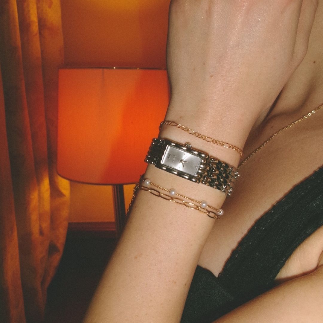 Solara Watch