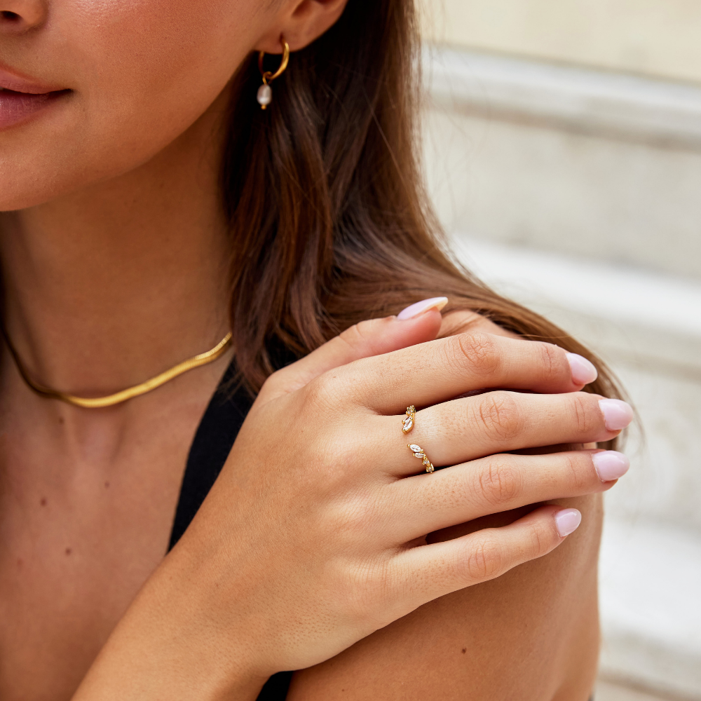 Angel Crystal Gold Vine Ring