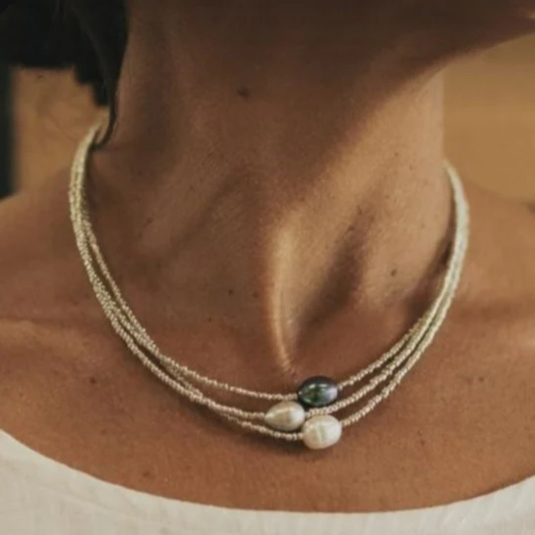 Vintage Natural-Look Pearl Necklace