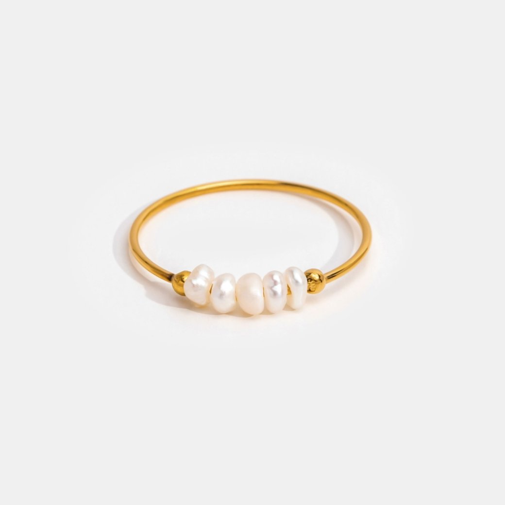 Natural Pearls Ring