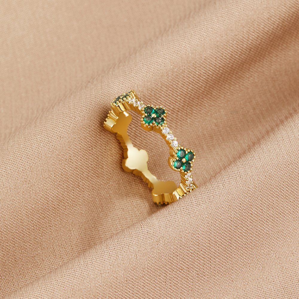 Lucky Clover Crystal Ring